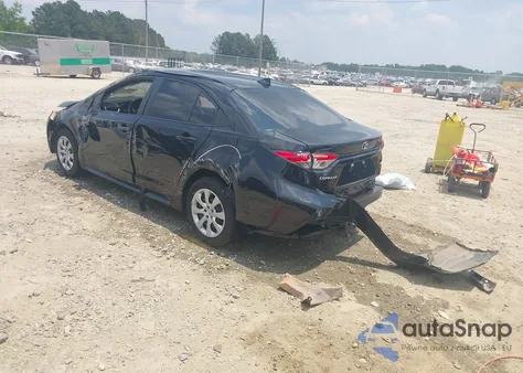 2022 Toyota Corolla Le z USA, uszkodzony, nr VIN 5YFEPMAE2NP310229